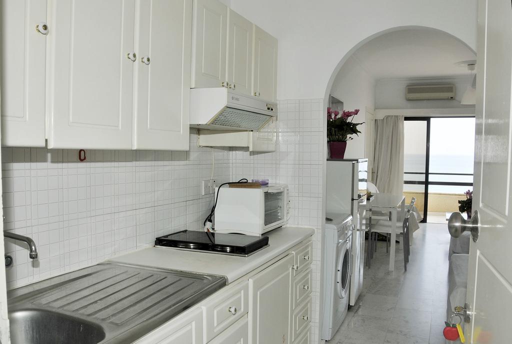 Stadem Studios Larnaca Oda fotoğraf